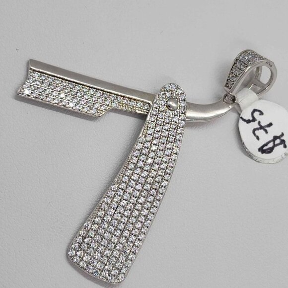 Brand New   Sterling Silver 925 Edge Barber Razor Pendent - Picture 3 of 4